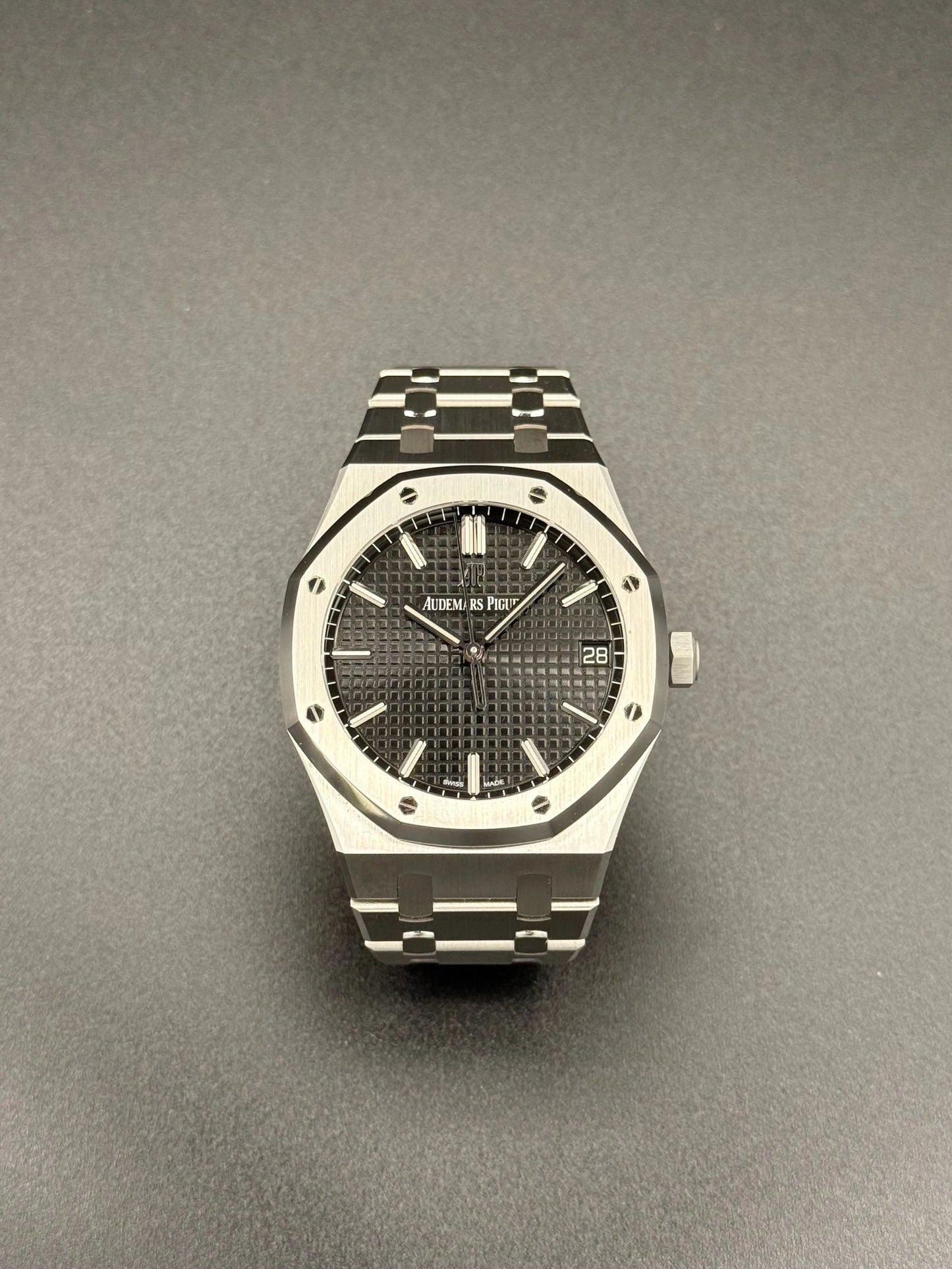 Audemars Piguet Royal Oak 41mm in Steel (SOLD)